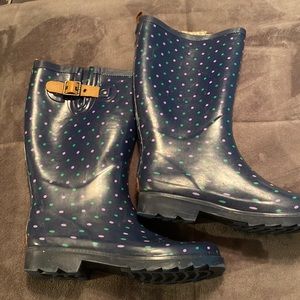 Rain boots